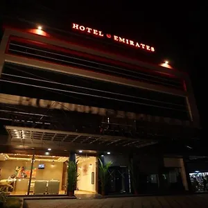 Hotel Emirates, Kannangad